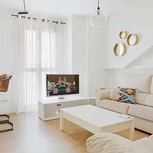 Caleta Homes - Pompidou Lägenhet