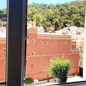 Spacious Loft, Parking Free M Malaga